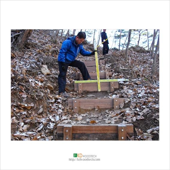 2011.8 [시공갤러리] 등산로공사(설악산) 11.jpg