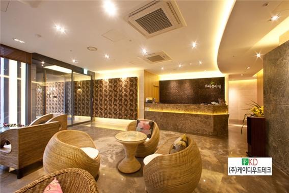 2014.8 [시공갤러리] SPA휴리재 방배동 본사 인테리어 케이디아트월로 아트월 구성 25.jpg