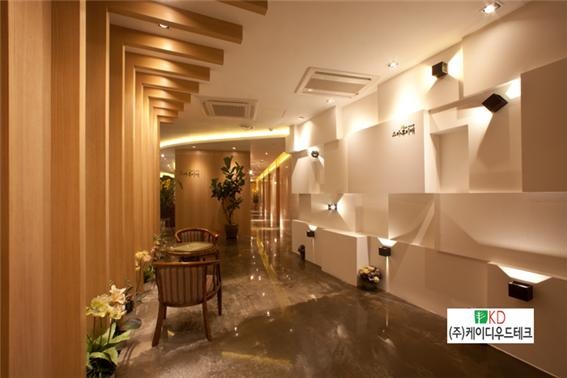 2014.8 [시공갤러리] SPA휴리재 방배동 본사 인테리어 케이디아트월로 아트월 구성 11.jpg