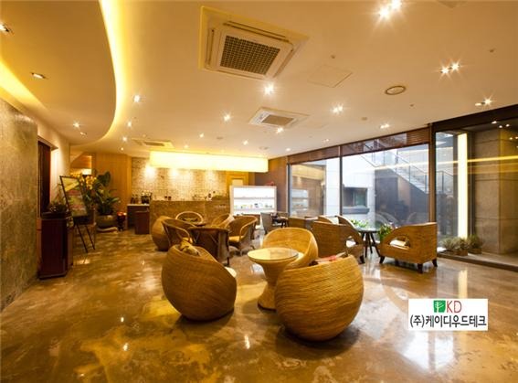 2014.8 [시공갤러리] SPA휴리재 방배동 본사 인테리어 케이디아트월로 아트월 구성 13.jpg