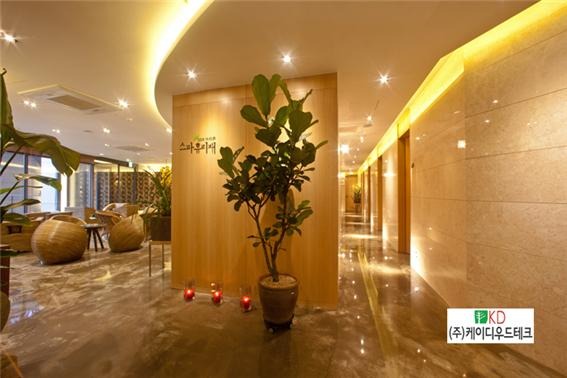 2014.8 [시공갤러리] SPA휴리재 방배동 본사 인테리어 케이디아트월로 아트월 구성 12.jpg