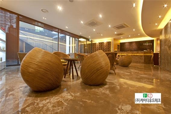 2014.8 [시공갤러리] SPA휴리재 방배동 본사 인테리어 케이디아트월로 아트월 구성 9.jpg