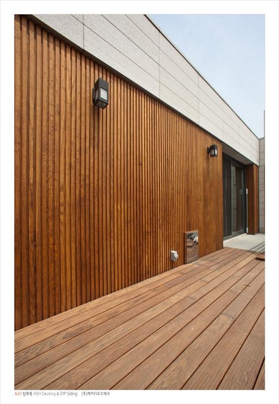 2015.5 [시공갤러리] 평창동 주택에 사용된 KD탄화목 15.jpg