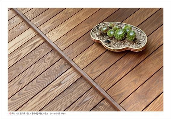 2015.7 [시공갤러리] 롯데캐슬 36층 펜트하우스에 설치된 'KD리브' 탄화목 [ 케이디리브 ] 5.jpg