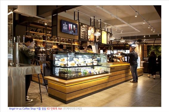 2017.4 [시공갤러리] 엔젤리너스 커피숍 KD 탄화목 시공 22.jpg