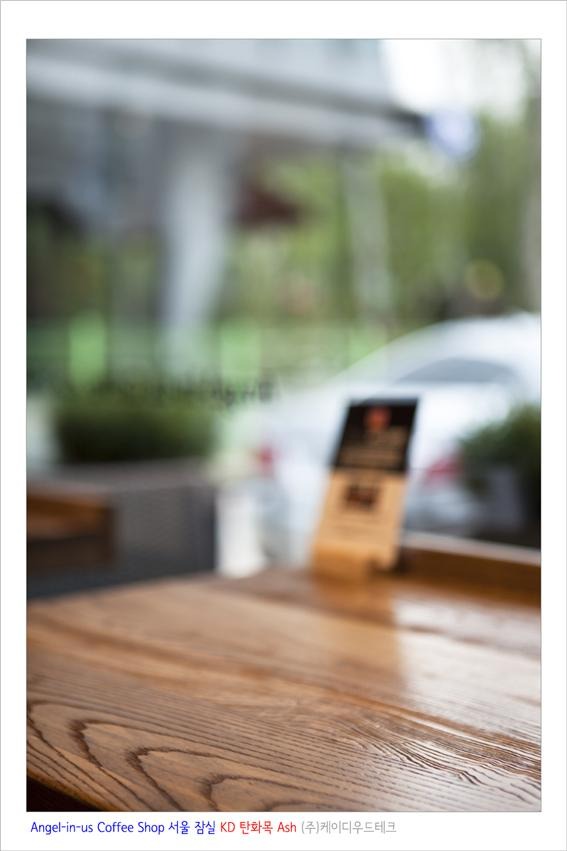 2017.4 [시공갤러리] 엔젤리너스 커피숍 KD 탄화목 시공 26.jpg