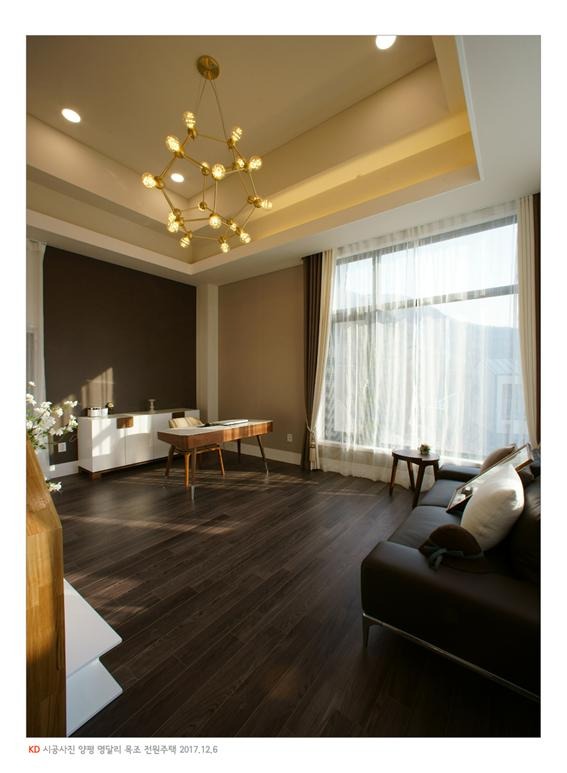 2017.12 [시공갤러리] 명품 전원주택 완공, 양평 서종면 명달리, 케이디우드테크의 탄화목과 오동나무 루버로 설계디자인 2 34.jpg