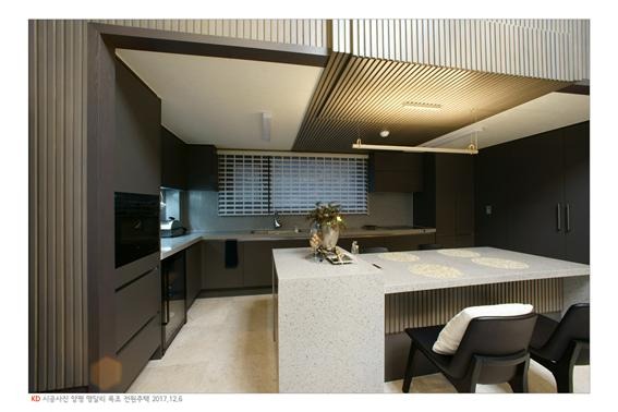 2017.12 [시공갤러리] 명품 전원주택 완공, 양평 서종면 명달리, 케이디우드테크의 탄화목과 오동나무 루버로 설계디자인 2 10.jpg