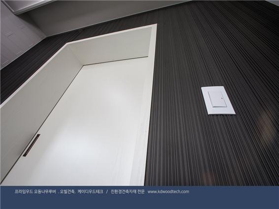 2019.2 [시공갤러리] [ 프라임우드 ] 오동나무 원목루버 인테리어, 다세대주택 주방인테리어, 오트밀루버 - 다크그레이 2.jpg