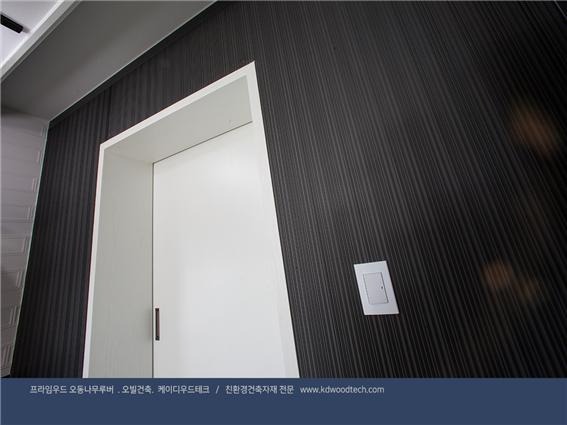 2019.2 [시공갤러리] [ 프라임우드 ] 오동나무 원목루버 인테리어, 다세대주택 주방인테리어, 오트밀루버 - 다크그레이 6.jpg