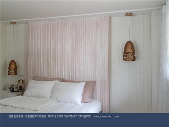 2019.7 [시공갤러리] [ 전원주택 내외장재 ] 탄화목 원목루버로 완성한 양평 서종면 명달리 주택 3.jpg