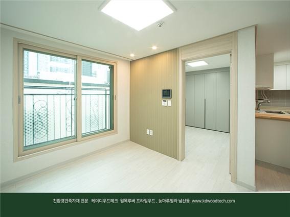 2021.1 [시공갤러리] [ 다세대 인테리어 프라임우드 ] 고재 아트월과 오동나무 천연원목루버 프라임우드가 적용된 남산 능마루빌라 9.jpg