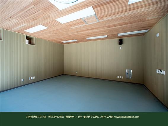 2021.2 [시공갤러리] [ 실크우드 프라임우드 ] 미래세대를 위한 '숲속어린이도서관' 인테리어는 나무가 중심 - 진주 월아산 우드랜드 1부 인테리어 10.jpg