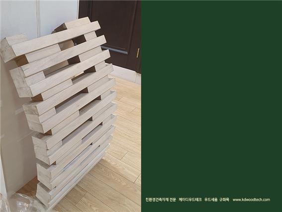 2021.7 [시공갤러리] [ 우드세움 ] 야외조경물로서 설치된 규화목 원두막의 여름 모습 - 시공 7개월 후 여름날 규화목원두막 1.jpg