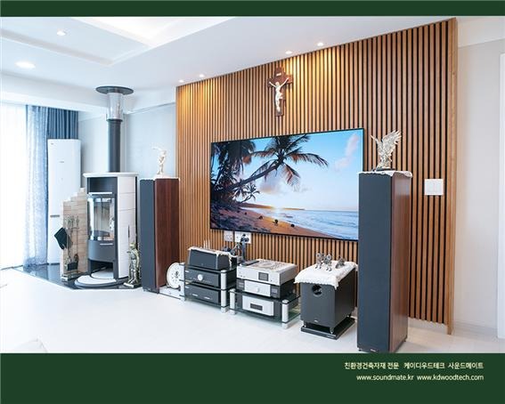 2021.8 [시공갤러리] [ 사운드메이트 음향인테리어 ] 음악매니아의 연주홀, 거실인테리어에 사운드메이트 어쿠스틱 보드패널 설치 4.jpg