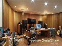 2024.7 [시공갤러리] [사운드메이트 음향패널 ] 숲레코드 콘트롤룸 오동나무 체스트넛으로 인테리어 4.jpg