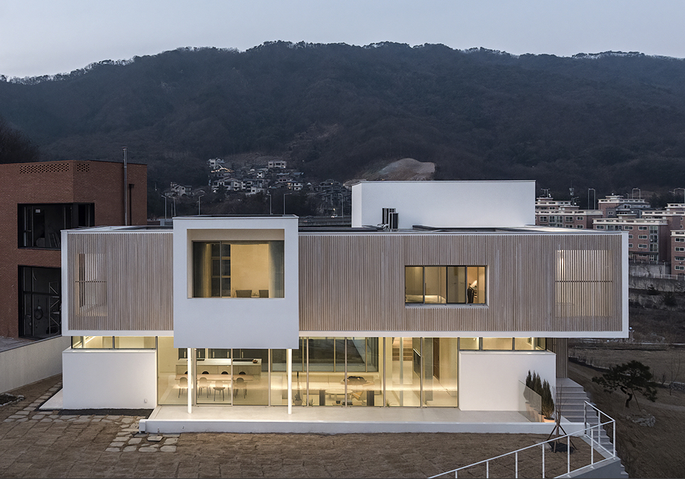 스크롤사진 1.jpg